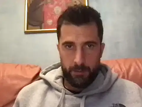 Snapshot of alex877x chatting on 01/26/25, 02:19 alex877x online show from 01/26/25, 02:19