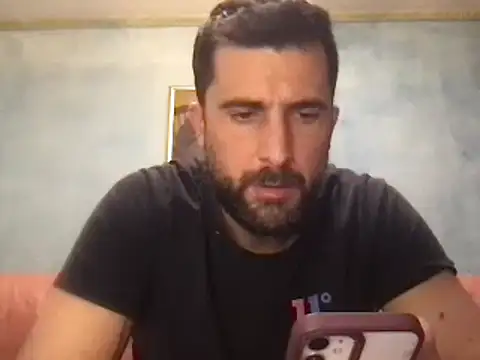 Snapshot of alex877x chatting on 01/27/25, 12:48 alex877x online show from 01/27/25, 12:48