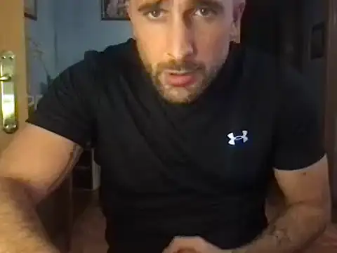 Snapshot of alex877x chatting on 01/29/25, 06:28 alex877x online show from 01/29/25, 06:28