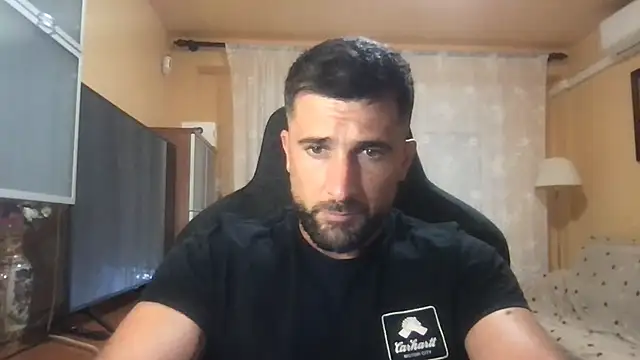 Snapshot of alex877x chatting on 09/16/25, 10:05 alex877x online show from 09/16/25, 10:05