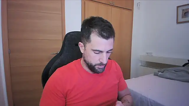 Snapshot of alex877x chatting on 11/07/25, 03:01 alex877x online show from 11/07/25, 03:01