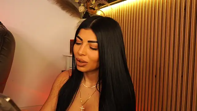 KimyBroox online show from 11/26/25, 10:33