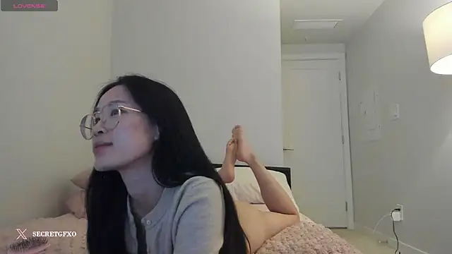 Snapshot of secretgirlfriendxo chatting on 12/09/24, 07:39 secretgirlfriendxo online show from 12/09/24, 07:39