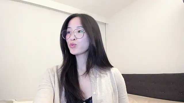 Snapshot of secretgirlfriendxo chatting on 02/06/26, 04:28 secretgirlfriendxo online show from 02/06/26, 04:28