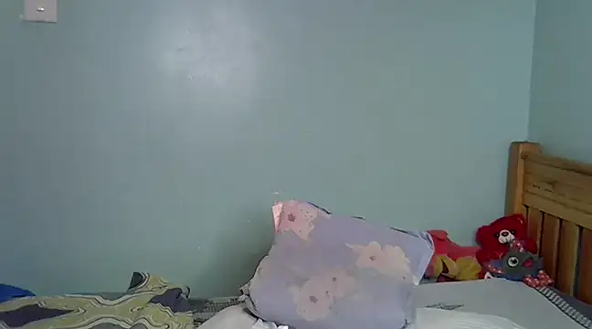 Snapshot of Enkarxx chatting on 02/28/25, 01:47 Enkarxx online show from 02/28/25, 01:47