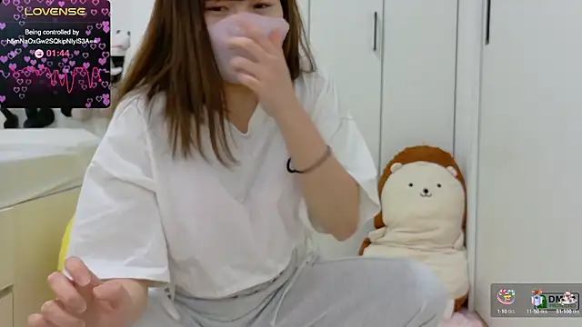 SUZU  online show from 02/24/25, 12:16