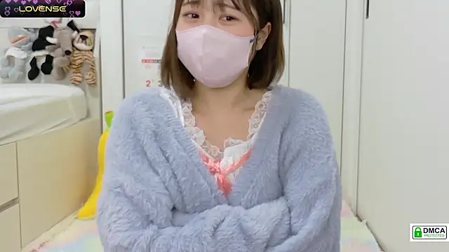 SUZU  online show from 03/19/25, 10:09