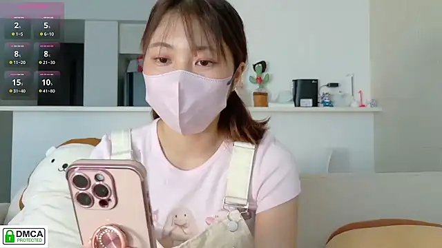 SUZU  online show from 09/21/25, 01:07