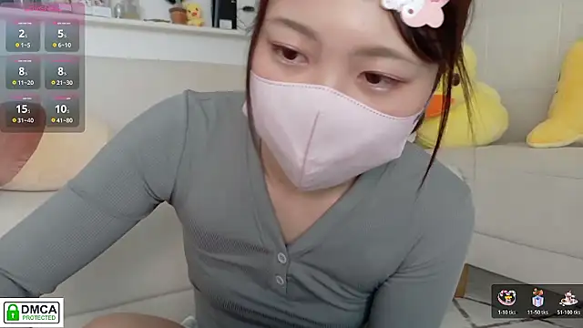 Snapshot of SUZU_ chatting on 06/24/26, 01:04 SUZU online show from 06/24/26, 01:04