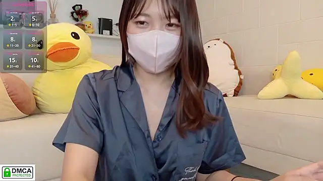 Snapshot of SUZU_ chatting on 07/03/26, 09:43 SUZU online show from 07/03/26, 09:43
