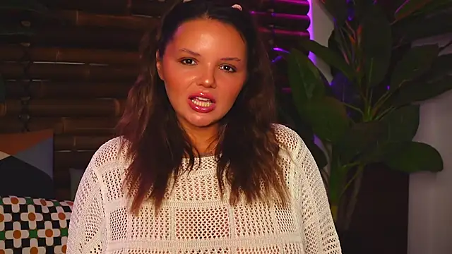 CelesteBailey online show from 03/13/25, 07:09