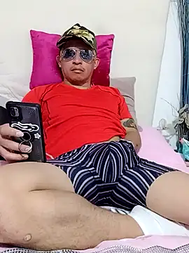 Chdgr online show from 02/04/25, 02:21