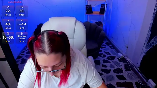 NiickyJones online show from 09/26/25, 01:48