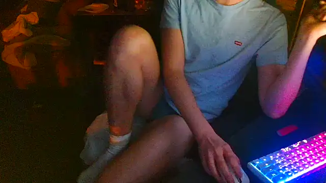 Snapshot of Str8boyy chatting on 01/01/25, 03:34 Str8boyy online show from 01/01/25, 03:34