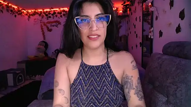 Snapshot of azahar__ziiz chatting on 01/16/25, 01:58 azahar  ziiz online show from 01/16/25, 01:58