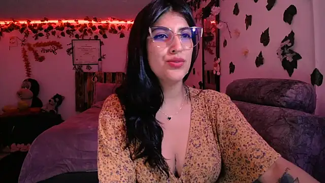 Snapshot of azahar__ziiz chatting on 01/20/25, 02:01 azahar  ziiz online show from 01/20/25, 02:01