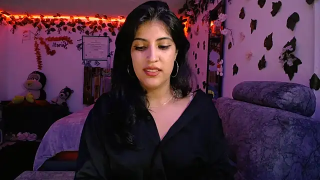 Snapshot of azahar__ziiz chatting on 01/23/25, 10:44 azahar  ziiz online show from 01/23/25, 10:44