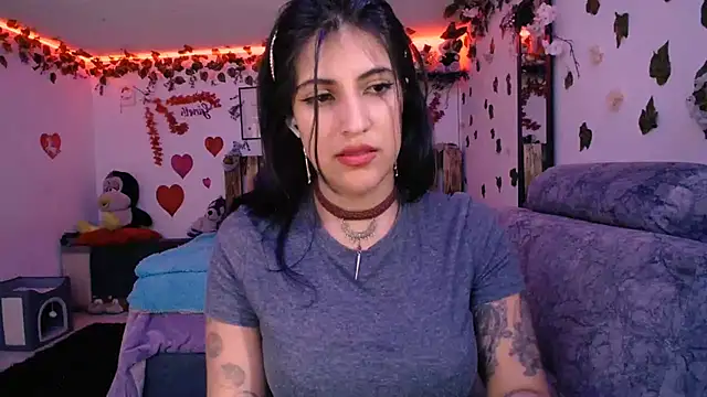 Snapshot of azahar__ziiz chatting on 02/21/25, 07:32 azahar  ziiz online show from 02/21/25, 07:32
