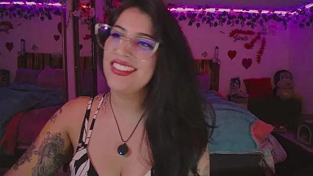 Snapshot of azahar__ziiz chatting on 09/23/25, 02:58 azahar  ziiz online show from 09/23/25, 02:58