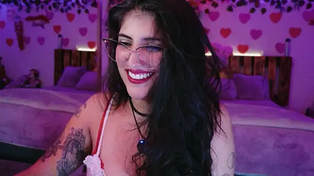 azahar  ziiz online show from 04/08/26, 02:22