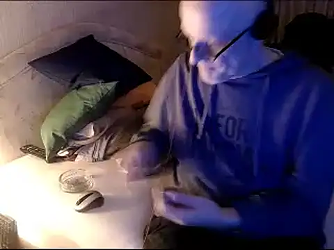 Snapshot of HornyRalfi55 chatting on 12/08/24, 07:32 HornyRalfi55 online show from 12/08/24, 07:32