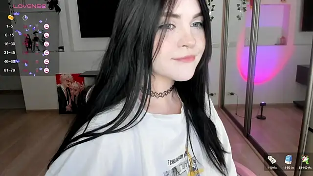 SelenaCute online show from 12/12/24, 04:59