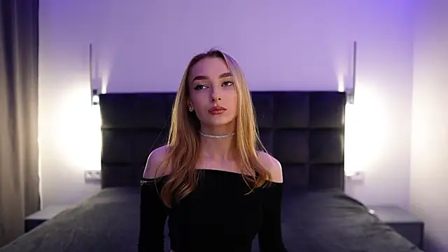 NotElis online show from 05/11/26, 05:32