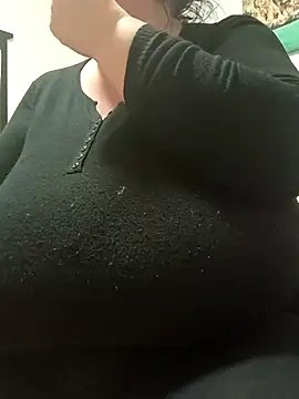 Nataliesbestjuggs online show from 02/22/25, 10:31