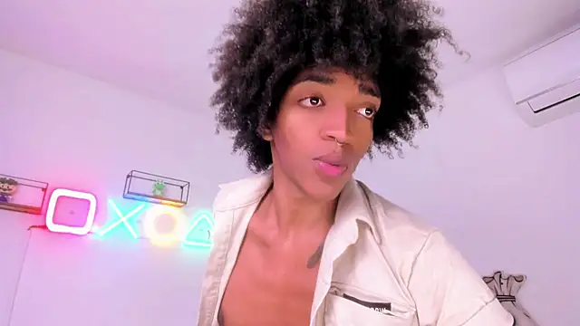 Snapshot of eileen_tanihara chatting on 02/14/26, 07:49 eileen tanihara online show from 02/14/26, 07:49