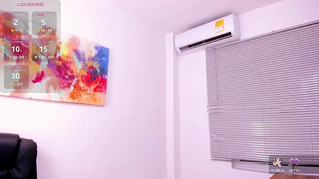 Snapshot of eileen_tanihara chatting on 02/19/26, 07:04 eileen tanihara online show from 02/19/26, 07:04