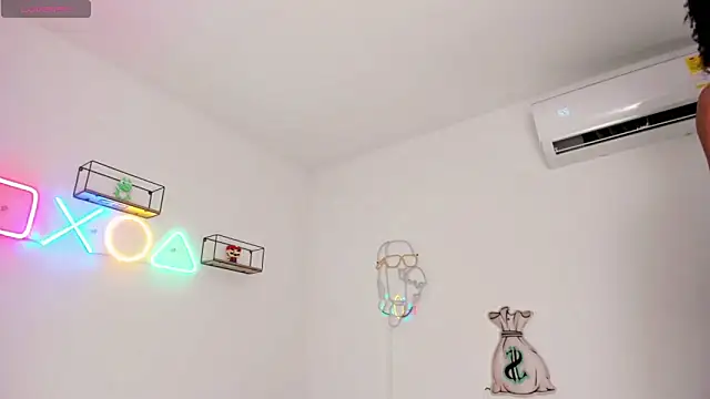 Snapshot of eileen_tanihara chatting on 02/26/26, 08:02 eileen tanihara online show from 02/26/26, 08:02