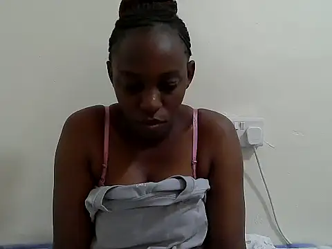 lizbela1 online show from 10/14/25, 01:45