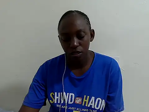 lizbela1 online show from 12/02/25, 07:53