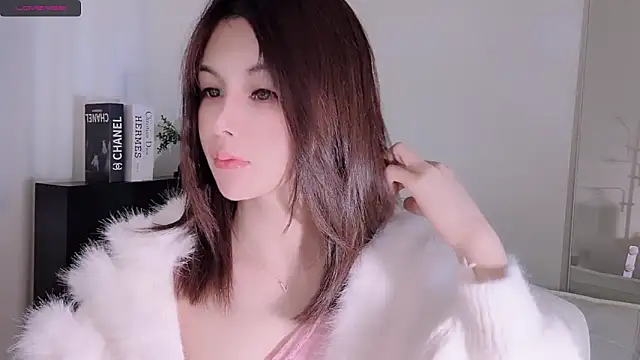 lvy-w online show from 10/31/25, 12:06