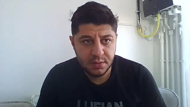 erkekkkadam online show from 01/01/25, 07:09