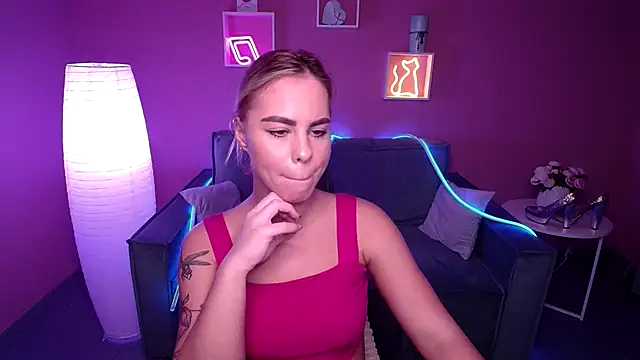 RikaRaily online show from 12/03/24, 08:49