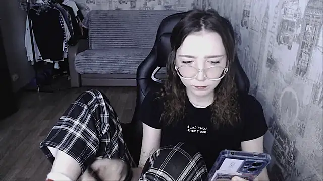 Snapshot of AmeliaKamishiro chatting on 01/05/25, 11:37 AmeliaKamishiro online show from 01/05/25, 11:37