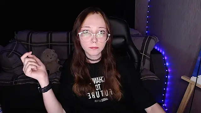 Snapshot of AmeliaKamishiro chatting on 10/13/25, 09:59 AmeliaKamishiro online show from 10/13/25, 09:59