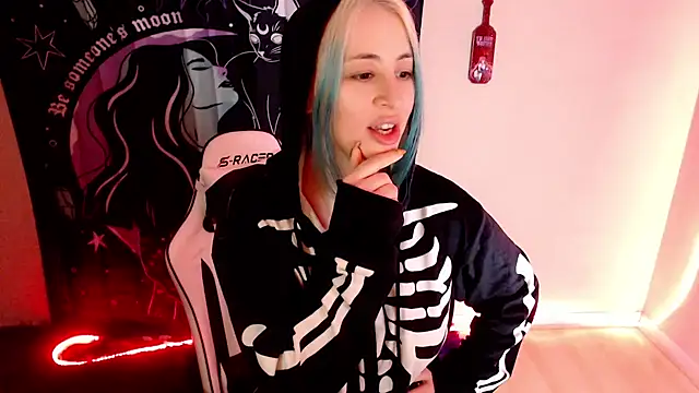 GoddessLilitu online show from 01/04/25, 05:05