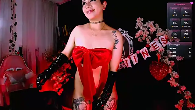 kitty roxy online show from 02/16/26, 07:26