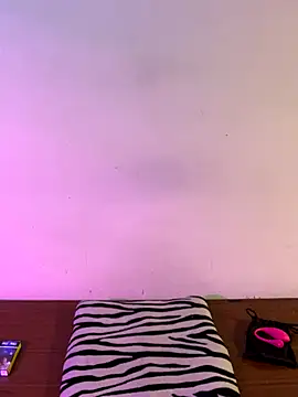 Felicia smok3 online show from 12/19/25, 12:28