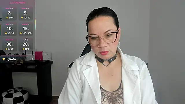 Snapshot of Sex-Psychology chatting on 02/02/26, 09:13 Sex-Psychology online show from 02/02/26, 09:13