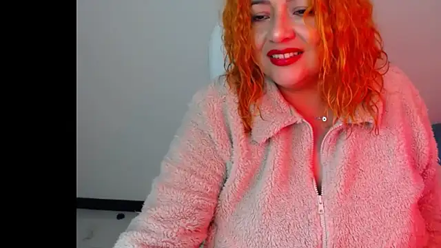 MariaJoseBarraza online show from 10/13/25, 11:05