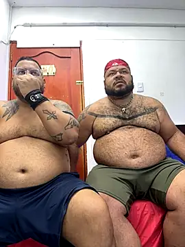 Snapshot of Latino_bigcock chatting on 09/16/25, 12:33 Latino bigcock online show from 09/16/25, 12:33