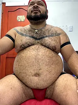 Snapshot of Latino_bigcock chatting on 09/18/25, 10:45 Latino bigcock online show from 09/18/25, 10:45