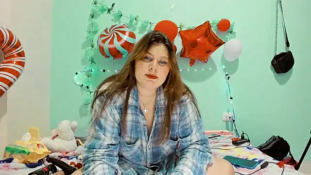 SofiaOlivares online show from 01/11/25, 02:30