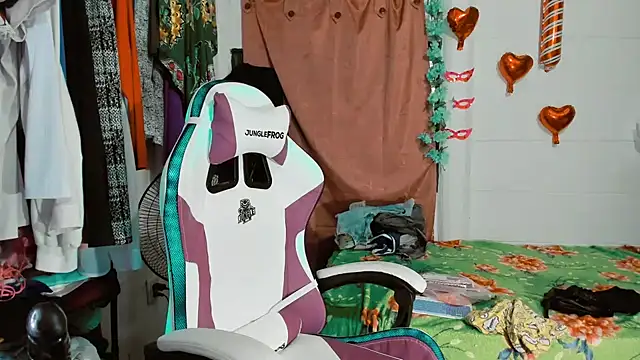 SofiaOlivares online show from 02/18/25, 03:10