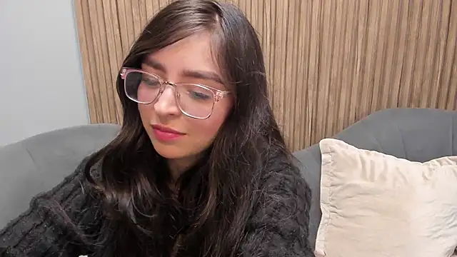 Snapshot of Eva_Macalliter chatting on 03/08/25, 02:34 Eva Macalliter online show from 03/08/25, 02:34