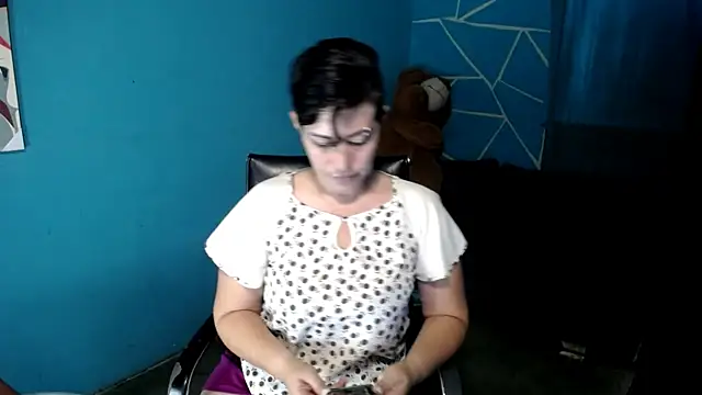 Sunny rayz  online show from 07/20/26, 12:29