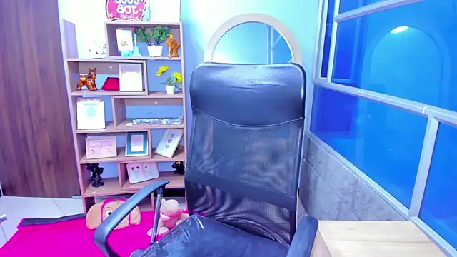 HornySlut69  online show from 02/18/25, 02:16